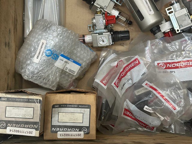 Norgren, smc - partij pneumatische componenten en luchtverzorgingsonderdelen - afbeelding 7 van  7
