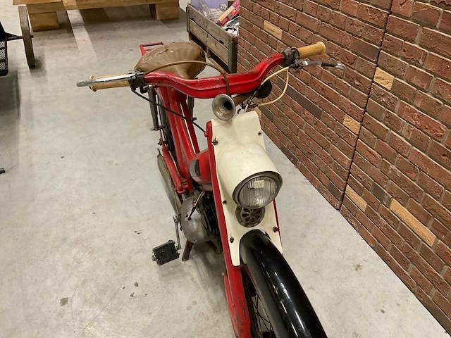 Norman nippy villiers handgeschakeld oldtimer bromfiets - afbeelding 8 van  11