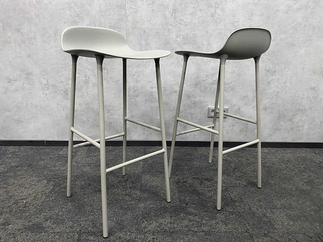 Normann copenhagen - 10 persoons set op barhoogte 300x100 - afbeelding 12 van  19