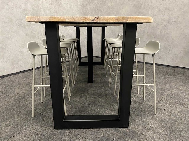 Normann copenhagen - 10 persoons set op barhoogte 300x100 - afbeelding 16 van  19