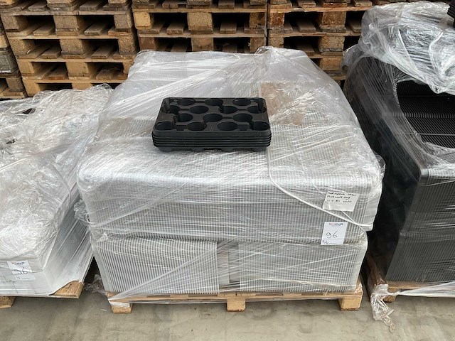 Normpack partij transport trays (ca. 2750x) - afbeelding 11 van  12