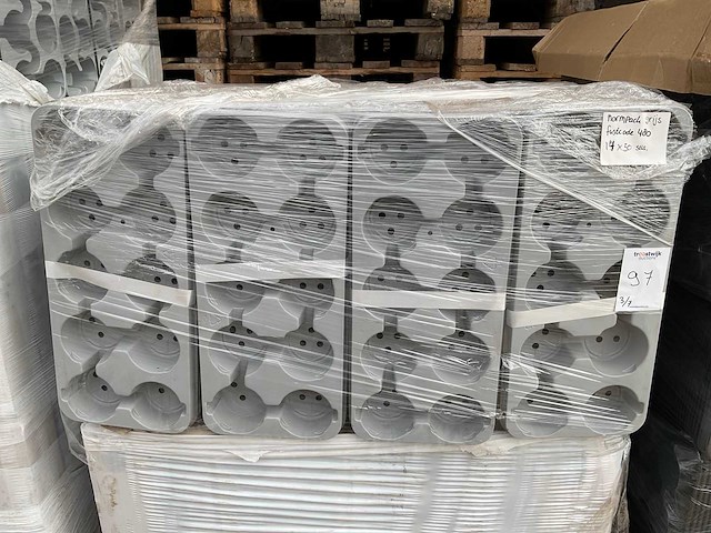 Normpack partij transport trays (ca. 5700x) - afbeelding 7 van  10