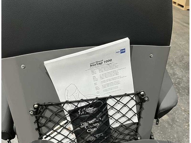 Norsap ns1000 pilot seat black with fixed seat support - afbeelding 2 van  6