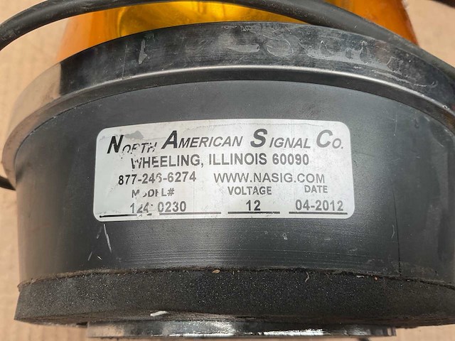 North american signal 12420230 zwaailamp met magneetvoet - afbeelding 4 van  4