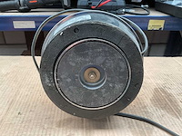 North american signal 12420230 zwaailamp met magneetvoet - afbeelding 3 van  4