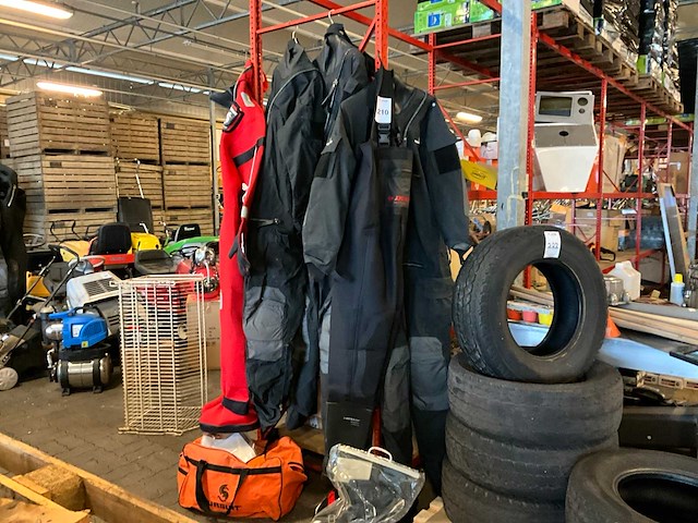 Northgear & ursuit beroepsvaart kleding (4x) - afbeelding 1 van  8