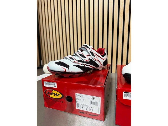 Northwave - fietsschoenen (3x) - afbeelding 1 van  5
