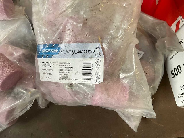 Norton 40 x 40 x 6 mm stiftstenen - afbeelding 3 van  5