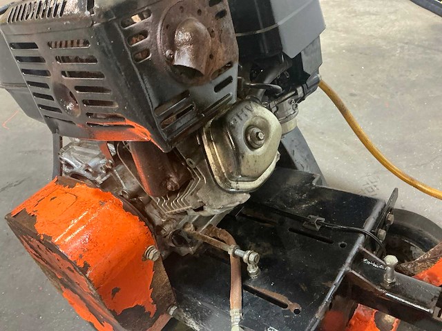 Norton clipper cs451 betonzaag - afbeelding 9 van  9