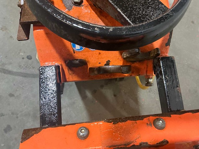 Norton clipper cs451 betonzaag - afbeelding 8 van  9