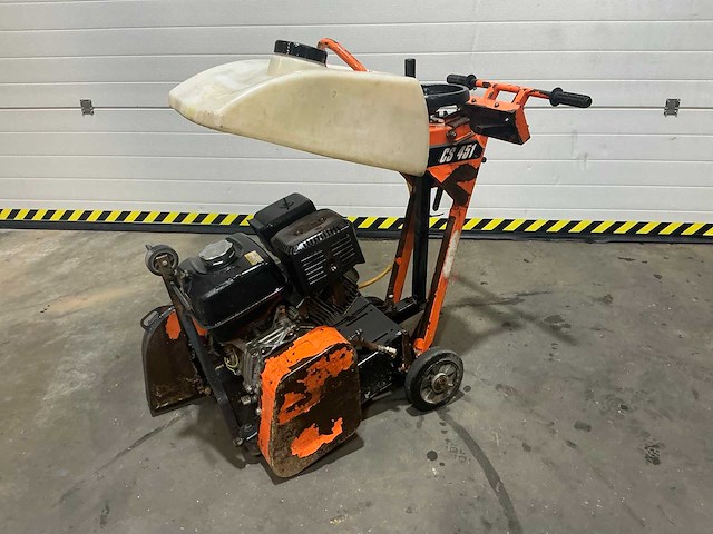 Norton clipper cs451 betonzaag - afbeelding 7 van  9