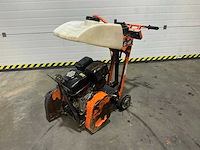 Norton clipper cs451 betonzaag - afbeelding 8 van  9