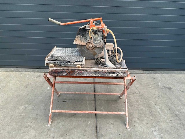 Norton clipper steenzaagmachine 230v - afbeelding 1 van  4