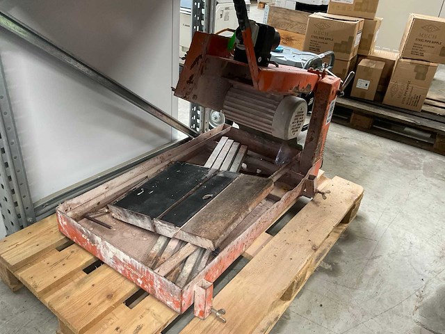 Norton clipper tegelzaagmachine - afbeelding 2 van  5