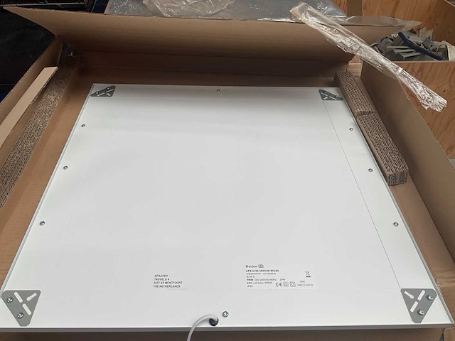 Norton led armatuur 60x60 cm - afbeelding 2 van  3