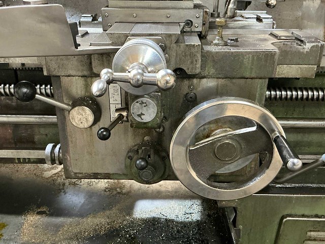 Nosotti t250-200 pb105 centerdraaibank - afbeelding 10 van  13