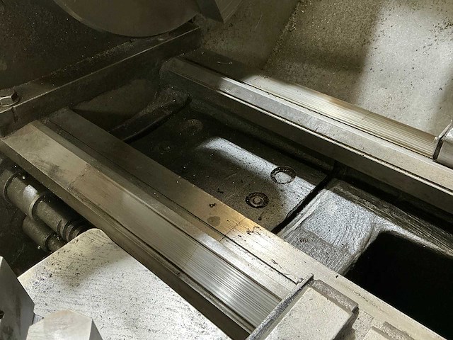 Nosotti t250-200 pb105 centerdraaibank - afbeelding 11 van  13