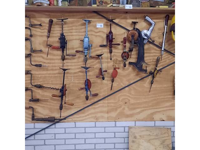 Nostalgisch handgereedschap - afbeelding 4 van  7