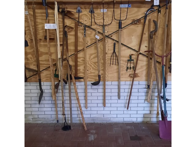 Nostalgisch handgereedschap - afbeelding 7 van  11