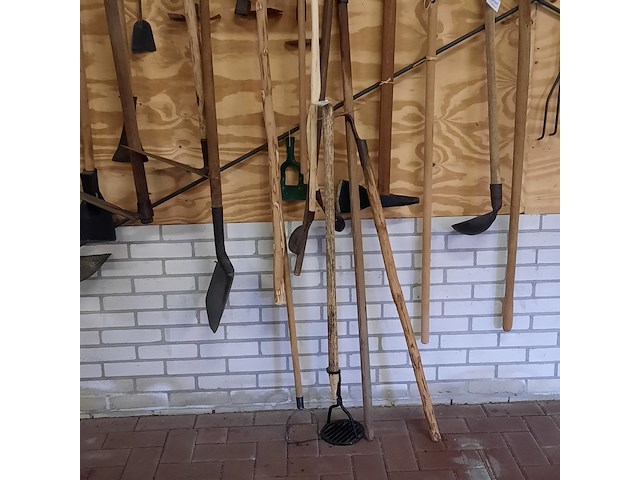 Nostalgisch handgereedschap - afbeelding 11 van  11