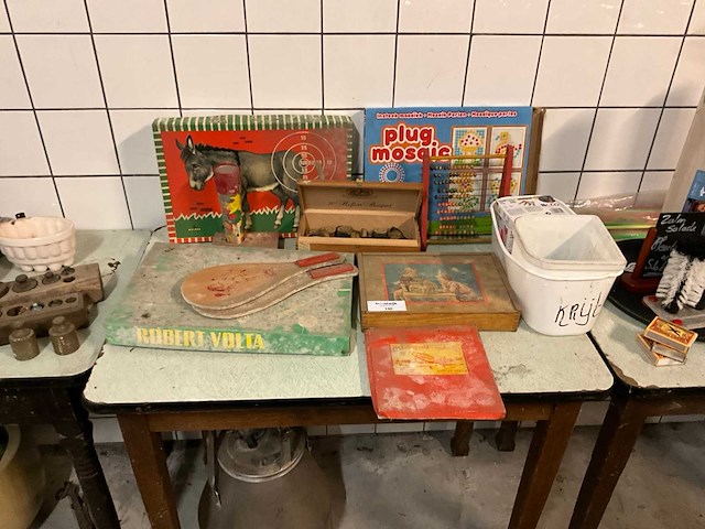Nostalgisch kinderspeelgoed - afbeelding 2 van  7