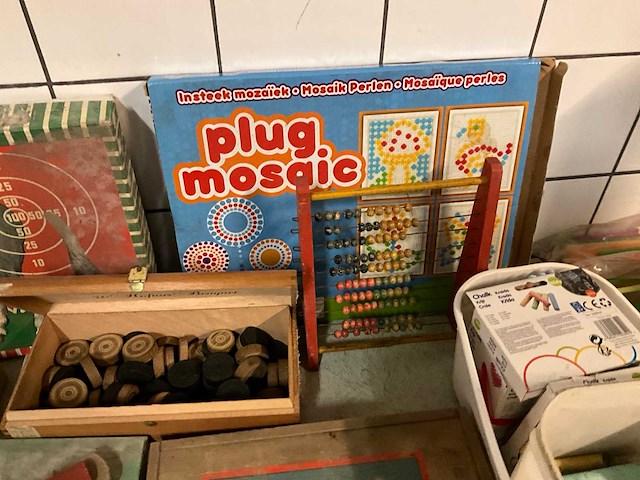 Nostalgisch kinderspeelgoed - afbeelding 5 van  7