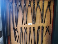 Nostalgisch smids gereedschap - afbeelding 1 van  5