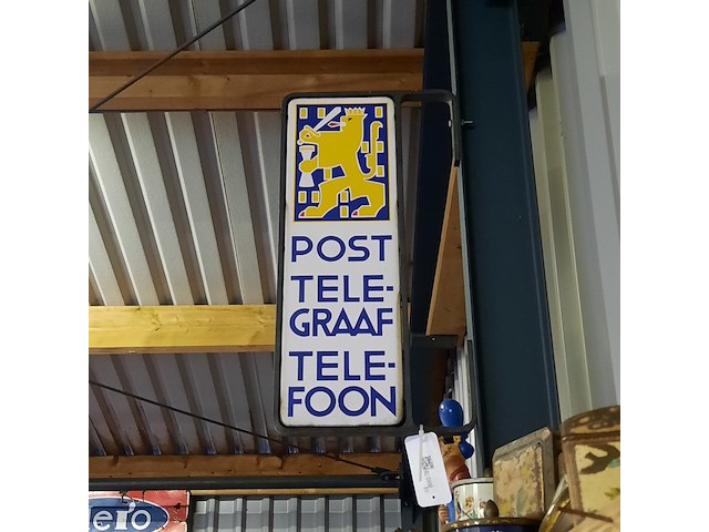 Nostalgisch uithangbord 'post, telefoon, telegraaf' - afbeelding 2 van  3