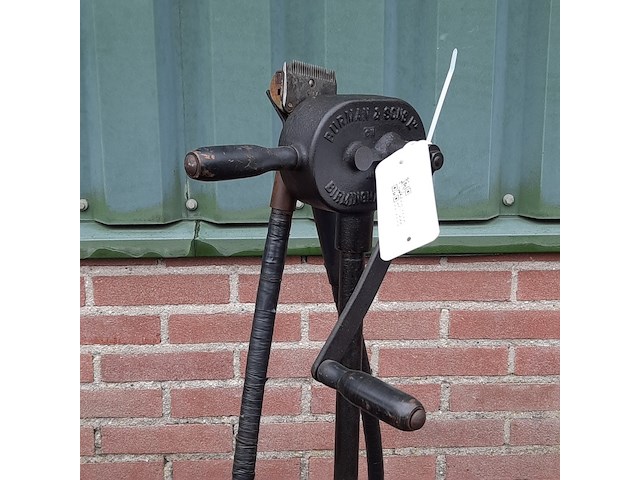 Nostalgisch veescheer apparaat, burman & sons - afbeelding 2 van  8