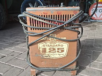 Nostalgische acculader auto equipe , standard 125 - afbeelding 1 van  5
