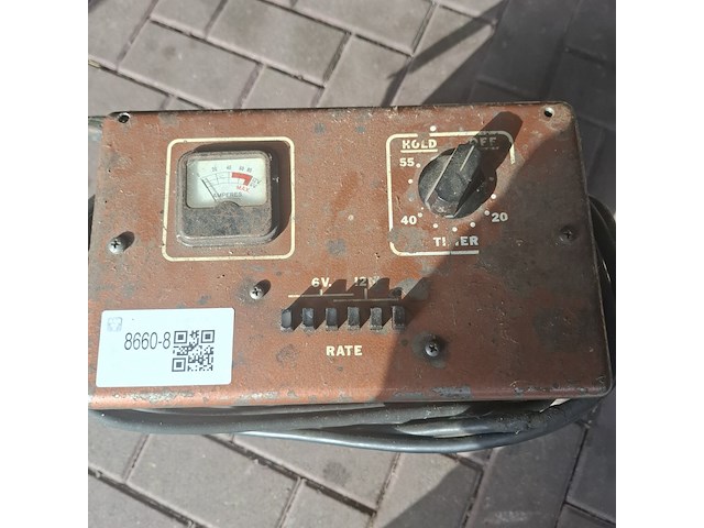 Nostalgische acculader auto equipe , standard 125 - afbeelding 3 van  5