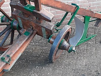 Nostalgische blauwbalk en plaggenschop - afbeelding 8 van  13