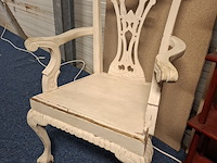 Nostalgische boekenkast en stoel - afbeelding 4 van  4