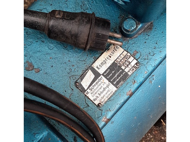 Nostalgische compressor j1s65, bouwjaar 1950 - afbeelding 2 van  10