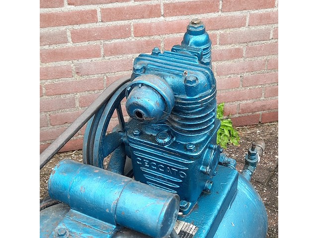 Nostalgische compressor j1s65, bouwjaar 1950 - afbeelding 10 van  10
