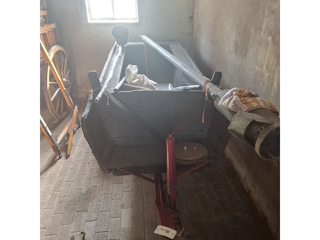 Nostalgische gierwagen incl. gierpomp - afbeelding 15 van  22