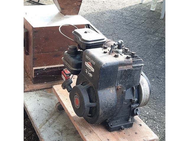 Nostalgische graan maalmolen - afbeelding 5 van  9