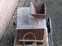 Nostalgische graan maalmolen - afbeelding 7 van  9