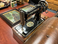 Nostalgische handnaaimachine (6x) - afbeelding 4 van  12