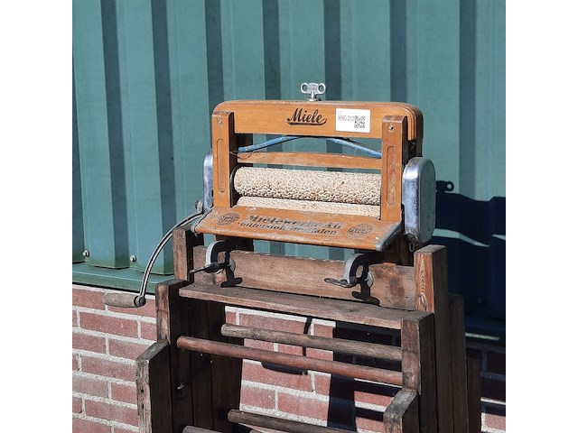 Nostalgische handwringer - afbeelding 3 van  9