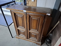 Nostalgische houten wandmeubel - afbeelding 3 van  12