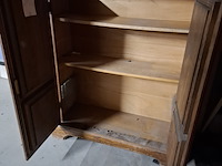 Nostalgische houten wandmeubel - afbeelding 9 van  12