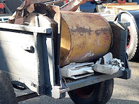 Nostalgische kiepkar met inhoud - afbeelding 7 van  10