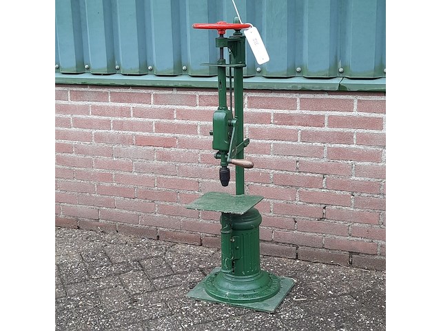 Nostalgische kolomboor la ren om m ee - afbeelding 1 van  9