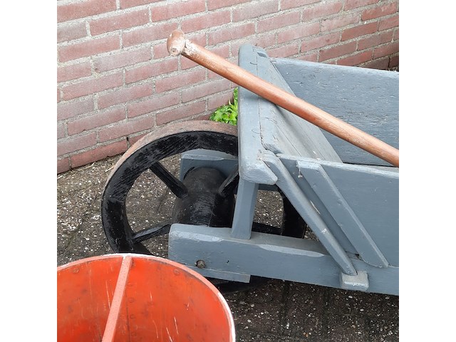 Nostalgische kruiwagen - afbeelding 6 van  11