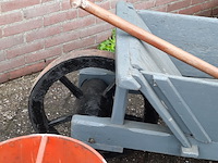 Nostalgische kruiwagen - afbeelding 6 van  11