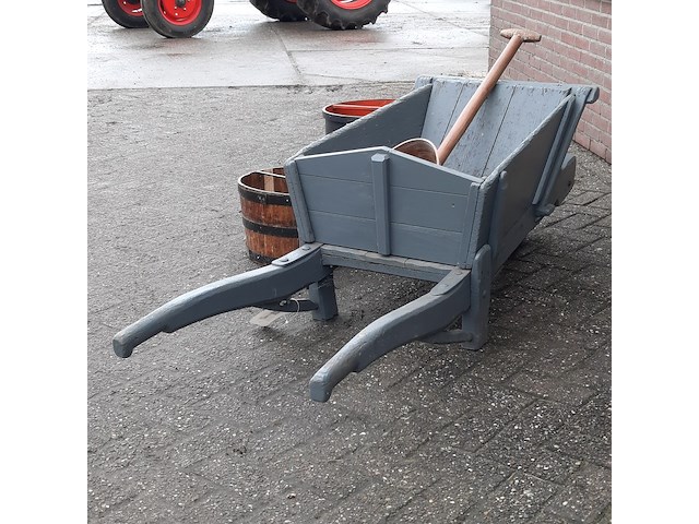 Nostalgische kruiwagen - afbeelding 9 van  11