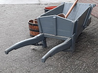 Nostalgische kruiwagen - afbeelding 9 van  11