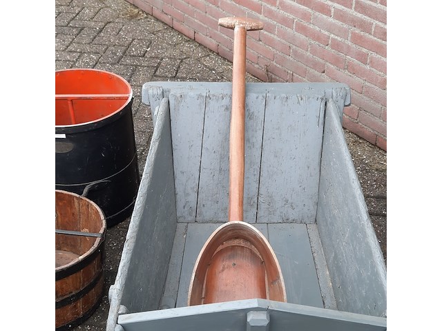 Nostalgische kruiwagen - afbeelding 10 van  11