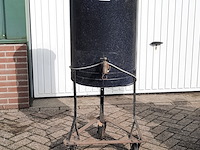 Nostalgische kunstmelkmenger - afbeelding 1 van  7